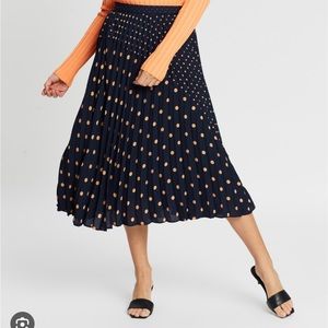 BR Navy Blue and beige polka dot pleated midi skirt